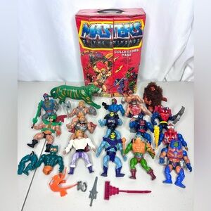 Vintage 1980s MOTU He-Man Figures + Collectors Case - Masters of the Universe